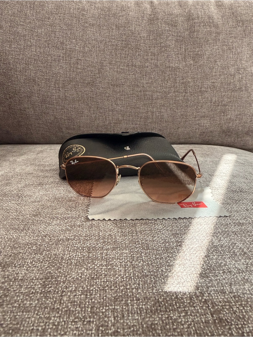 Ray-Ban Women's Gold Frame Brown Gradient Round Sunglasses